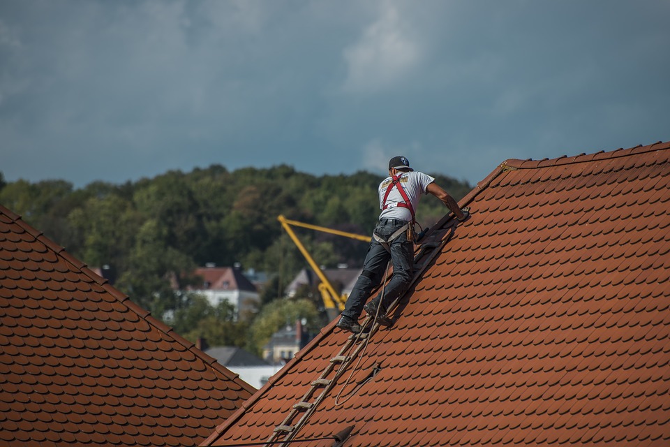 roofer at work