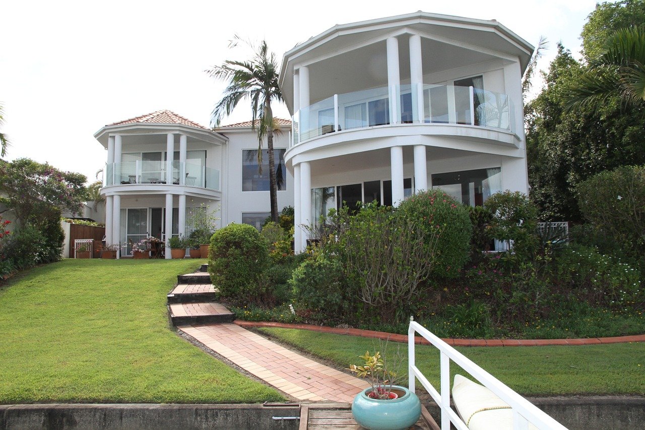 frontyard facade white